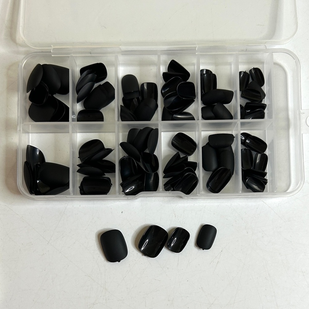 Matte Black Short Square 120 Press on Nails - Picture 7 of 8